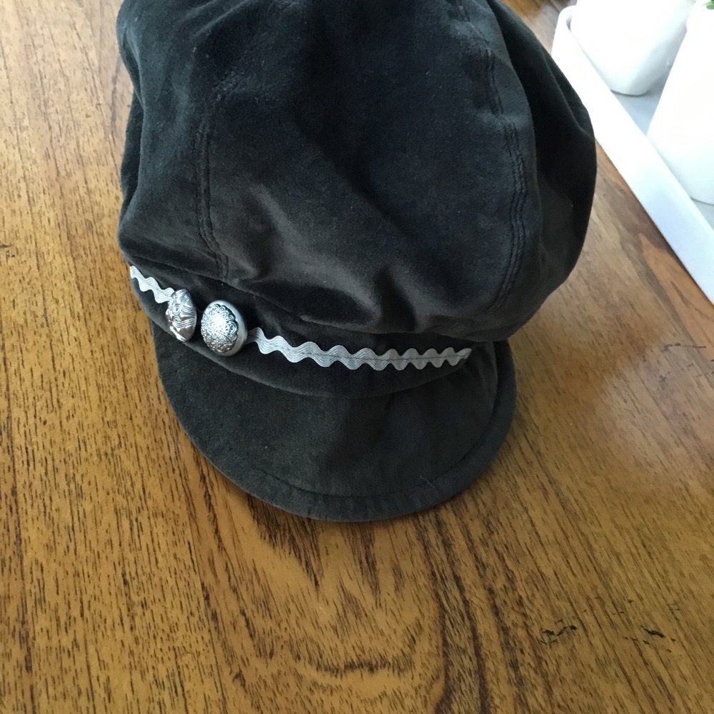 Tie Rack London Ladies pageboy cap